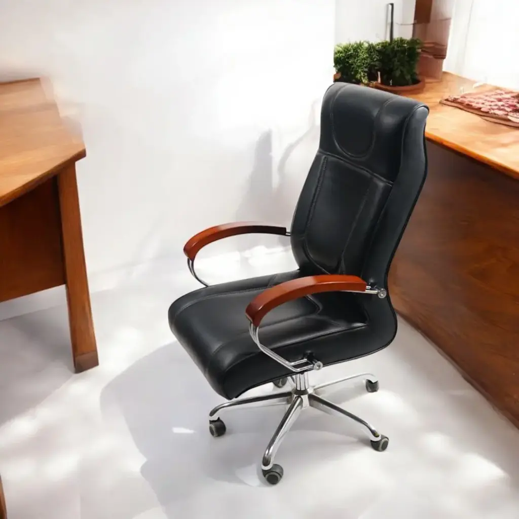 كرسي طبي جلد يد خشب